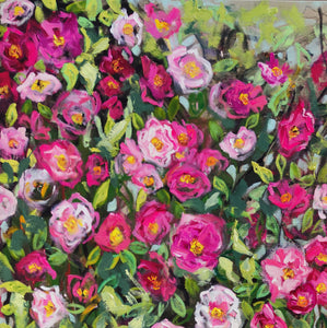 Wildrosenstrauch – Ausdrucksstarkes Blumenbild mit rosa Rosen auf Leinwand