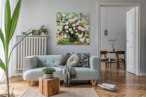 Sommerrosen-Kaskade - Ölgemälde mit rosa und weißen Blumen in einem Gartenkübel